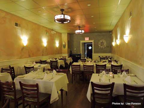 Jobs in Michael Anthony's Restaurant - reviews